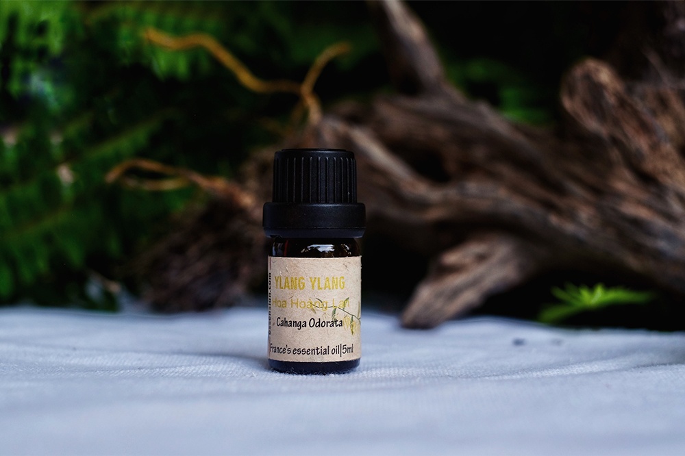 essential_oil__oil_-_ylang_ylang_